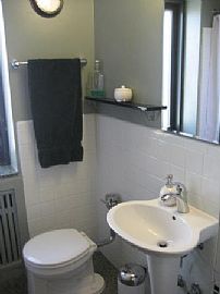 Huge 1 Bedroom Condo in Margate Park in Chicago, IL (Photo 5 of 5)