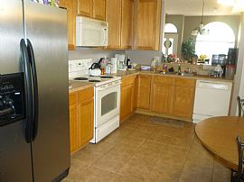 Newer, Spacious 4 Bedroom Home on Cul-De-Sac in Jacksonville, FL (Photo 4 of 5)