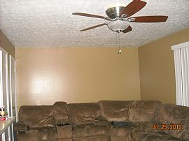 Nice 3 Bedroom Home with Partially Finished Basement in Louisville, KY