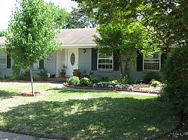 Beautiful 3 BR, 2 BA Home in Lake Highlands in Dallas, TX