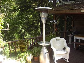 Elegant 3 Bedroom River Front Home with Wonderful River Views in Ben Lomond, CA (Photo 12 of 12)