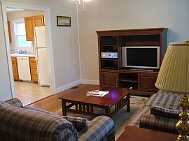 Great 4 Bedroom Ranch on Almost An Acre in West County in Ballwin, MO (Photo 3 of 12)