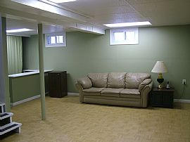 Great 4 Bedroom Ranch on Almost An Acre in West County in Ballwin, MO (Photo 6 of 12)