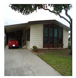 Quiet 2 Bedroom Home in 55 and Over Community - Only $850 in Tampa, FL