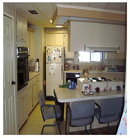 Quiet 2 Bedroom Home in 55 and Over Community - Only $850 in Tampa, FL (Photo 3 of 4)