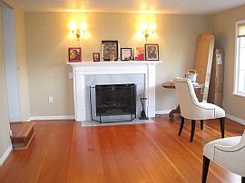 Nice 3 Bedroom Home with A Lot of Character and Charm in Seattle, WA (Photo 4 of 4)