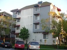 Wonderful 1 Bedroom Condo with W/D Hookups in Unit in Long Beach, CA