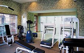 Beautiful Gated 2 Bedroom Turnkey Home with Great Amenities in Naples, FL (Photo 8 of 12)