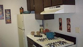 Convenient, Comfortable 2 Bedroom Apartment in Great Location  in Grand Rapids, MI (Photo 3 of 5)