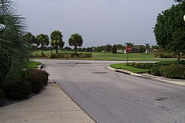 Cute 2 Bedroom Courtyard Villa Home Across From Lopez Course in The Villages, FL