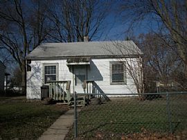 Rent to Own This 1 Bedroom Home For Only $600 Down - #230 in Des Moines, IA