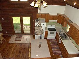 Lovely 4 Bedroom Log Cabin Home Vacation Home Near Penn State  in Rote, PA (Photo 2 of 3)