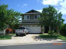 Beautiful 3 Bedroom Home in Cul-De-Sac on Great Street in Kahului, HI