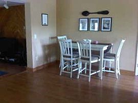 Spacious 2 Bedroom Pool Home with Garage in Boca Raton, FL (Photo 7 of 10)