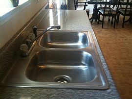 Quiet 4 Bedroom Home - Near Airport! in Jonesboro, GA (Photo 3 of 10)