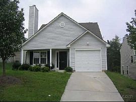 Great 3 Bedroom Home in Catawba River Plantation in Charlotte, NC