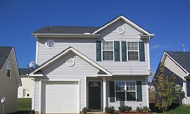 Cute 3 Bedroom Home - Close to Hwy Access and Parks, Etc. in Charlotte, NC