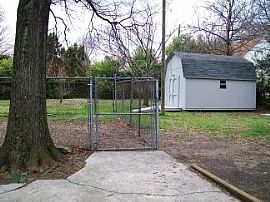 Cute 3 Bedroom Cottage Home with Amazing Front Porch in Charlotte, NC (Photo 7 of 7)