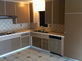 Cute 4 Bedroom Home - 2300 sq. ft. - Very Spacious Living Space! in Montclair, CA (Photo 10 of 12)