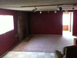 Cute 4 Bedroom Home - 2300 sq. ft. - Very Spacious Living Space! in Montclair, CA (Photo 11 of 12)