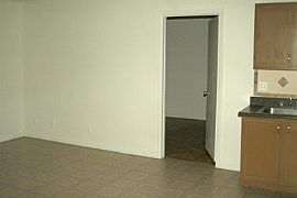 Lovely 1 Bedroom Condo in Hidden Forest Condos in Lauderhill, FL (Photo 3 of 6)