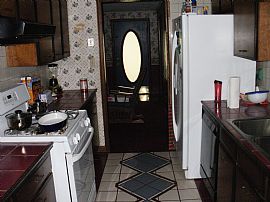 Wonderful, Furnished 3 Bedroom Brick Home - Near School in New Iberia, LA (Photo 10 of 11)