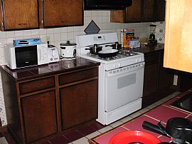 Wonderful, Furnished 3 Bedroom Brick Home - Near School in New Iberia, LA (Photo 6 of 11)