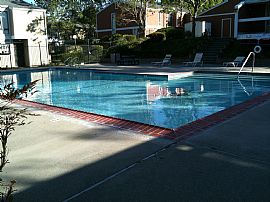 Fantastic 2 Bedroom Condo with Lots of Storage in Benicia, CA (Photo 2 of 9)