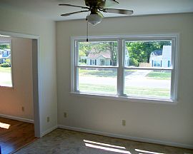 New, Renovated 3 Bedroom Home with Den  in Norfolk, VA (Photo 4 of 8)