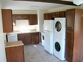 New, Renovated 3 Bedroom Home with Den  in Norfolk, VA (Photo 6 of 8)