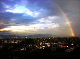 Remarkable 3 Bedroom Home with Detached Guest Unit in Woodland Hills, CA (Photo 5 of 6)