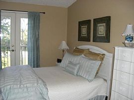 Cute 2 Bedroom Condo on East Side of Ponte Vedra Beach in Ponte Vedra Beach, FL (Photo 10 of 12)