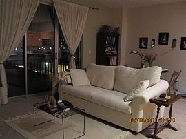 Trendy 1 Bedroom Condo For Great Price in Great Location! in Milwaukee, WI (Photo 1 of 4)