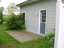 Cozy 1 Bedroom Apartment - 15 Min. From Winchester in Martinsburg, WV (Photo 6 of 7)