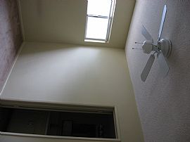 Marvelous 2 Bedroom Apartment with Off-Street Parking in Palm Desert, CA (Photo 5 of 6)