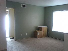 Big 4 Bedroom Home with A Lot of Natural Light in Victorville, CA (Photo 3 of 5)