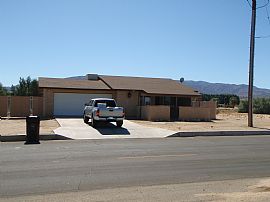 Newly Remodeled 2 Bedroom Home Near The Base in Twentynine Palms, CA