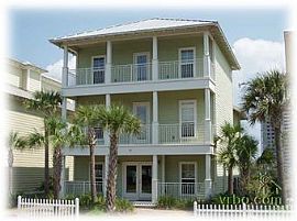 Beautiful 5 Bedroom Beach Home with Ocean and Lake View in Destin, FL
