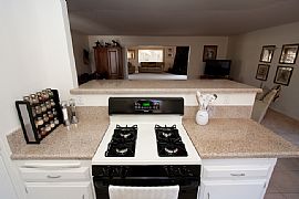 Beautiful 3 Bedroom Home - Available Sept 1st, 2010 in Chula Vista, CA (Photo 10 of 12)