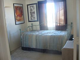 Beautiful 3 Bedroom Home with Newly Tiled Kitchen in Las Vegas, NV (Photo 6 of 6)