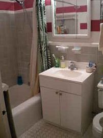 Adorable, Spacious and Long Studio/Flex Apartment with Parking in Stamford, CT (Photo 2 of 4)