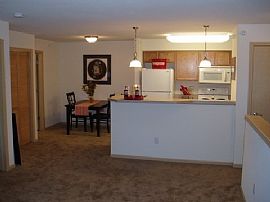 Massive 1 Bedroom Apartment - Available Now!! in Madison, WI (Photo 1 of 10)