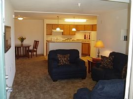 Massive 1 Bedroom Apartment - Available Now!! in Madison, WI (Photo 8 of 10)