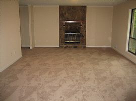 Beautiful 3 Bedroom Home in Great Community in Mableton, GA (Photo 3 of 8)