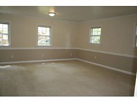 Beautiful 3 Bedroom Home in Quiet Neighborhood in Raleigh, NC (Photo 5 of 6)