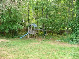  Beautiful 4 Bedroom Brick Front Home with Large Open Kitchen in Dallas, GA (Photo 10 of 12)