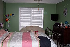  Beautiful 4 Bedroom Brick Front Home with Large Open Kitchen in Dallas, GA (Photo 11 of 12)