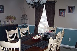  Beautiful 4 Bedroom Brick Front Home with Large Open Kitchen in Dallas, GA (Photo 4 of 12)