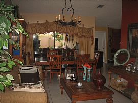 Beautiful 4 Bedroom Home with Covered Patio and Koy Pond in Miami, FL (Photo 3 of 5)