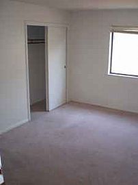 Large 1 Bedroom Condo - Close to NYC in Beautiful Quiet Area in Guttenberg, NJ (Photo 3 of 4)